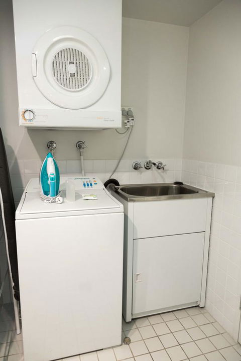 Quest Newcastle - Hotel Accommodation 15
