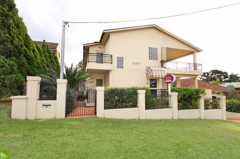 Bel Mondo Apartments - Hotel Accommodation 8