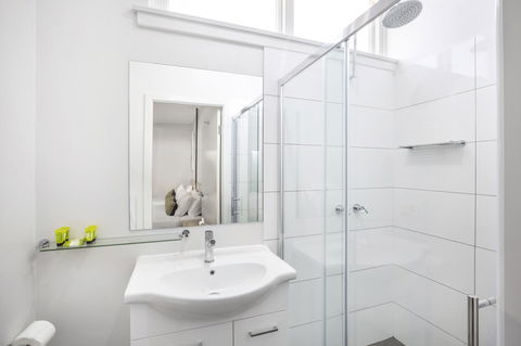 Nightcap At Hume Hotel - Hotel Accommodation 1