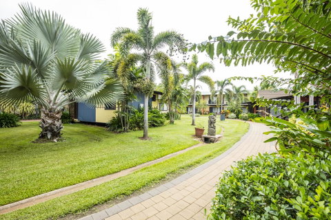 Mercure Darwin Airport Resort - Hotel Accommodation 1