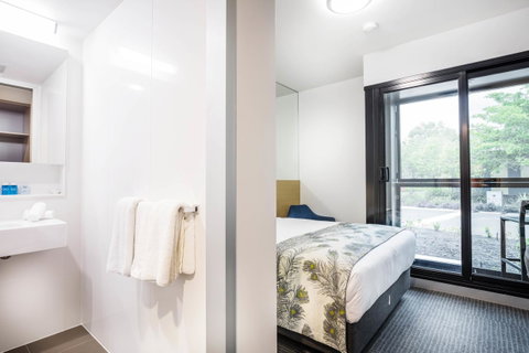 Mercure Darwin Airport Resort - Hotel Accommodation 10