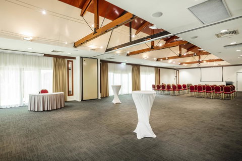 Mercure Darwin Airport Resort - Hotel Accommodation 37