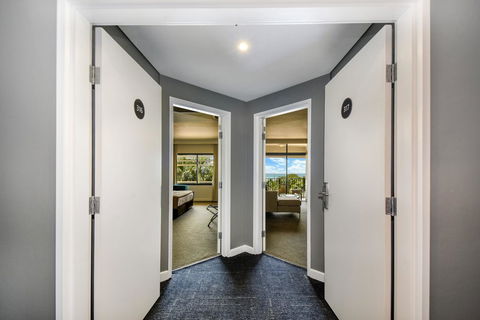 Mantra On The Esplanade - Hotel Accommodation 42