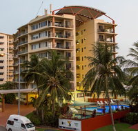 Cullen Bay Resorts - Hotel Accommodation