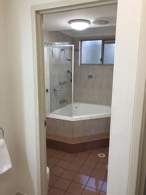Beaches Serviced Apartments - Hotel Accommodation 9