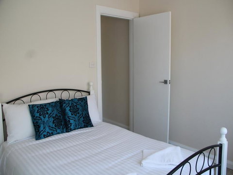Beaches Serviced Apartments - Hotel Accommodation 3