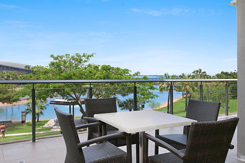Darwin Waterfront Luxury Suites - Hotel Accommodation 1
