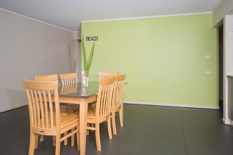 Corrigans Cove - Hotel Accommodation 11