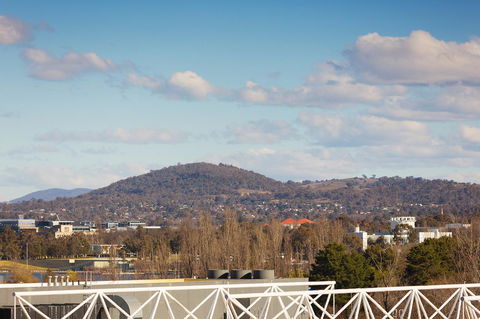 Crowne Plaza Canberra, An IHG Hotel - Hotel Accommodation 16