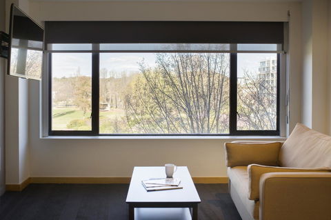 Crowne Plaza Canberra, An IHG Hotel - Hotel Accommodation 29