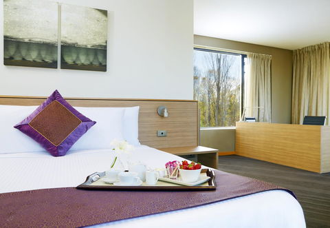 Crowne Plaza Canberra, An IHG Hotel - Hotel Accommodation 44