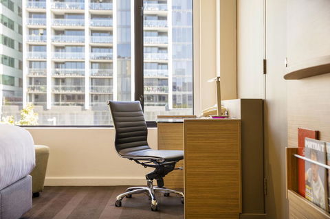 Crowne Plaza Canberra, An IHG Hotel - Hotel Accommodation 40