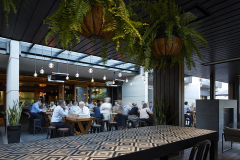 Burbury Hotel - Hotel Accommodation 20