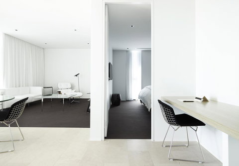 Burbury Hotel - Hotel Accommodation 24