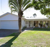Bonito' 26 Bonito Street - pet friendly housewith aircon - Hotel Accommodation