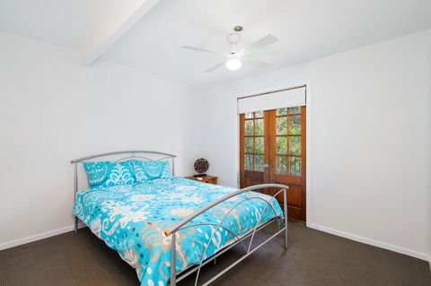 BONNY BEACH HOUSE - Holiday Accomodation With Pool - Hotel Accommodation 1