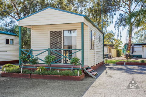 Boomerang Way Tourist Park - Hotel Accommodation 2