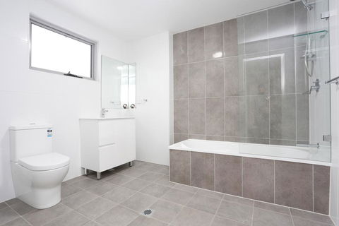 Brand New Family Friendly Apartment For 7 - Hotel Accommodation 0