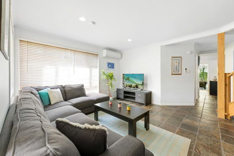 Breakers At Mudjimba Beach - Hotel Accommodation 2