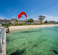 Breakwater 102 - Shoal Bay - Hotel Accommodation