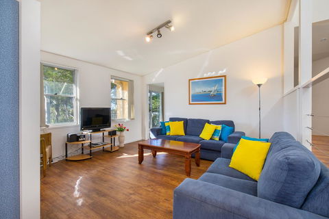 Breeze In Mollymook Beach - Hotel Accommodation 2