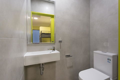 Breeze Lodge - Hotel Accommodation 2