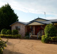 Brick Creek House - Hotel Accommodation