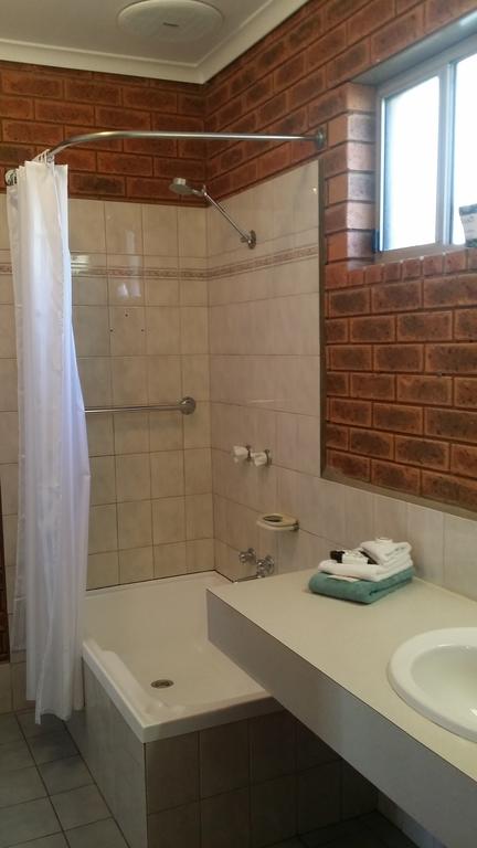 Bridge Motor Inn Tocumwal - Hotel Accommodation 1