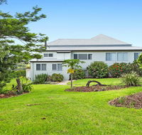 Bunya  Maleny Farm House - Hotel Accommodation
