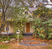 Bunyip Cottage - Hotel Accommodation