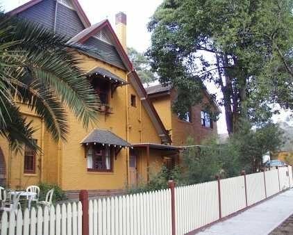 Burwood Bed And Breakfast - Hotel Accommodation 0