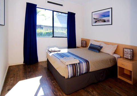 Cable Beach Apartments - Hotel Accommodation 1