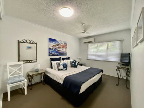 Cairns Beach Resort - Hotel Accommodation 1