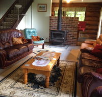 Canobolas Mountain Cabins - Hotel Accommodation