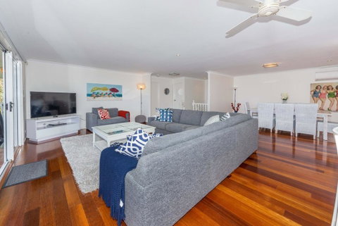 Canomii Close 24 - Nelson Bay - Hotel Accommodation 2