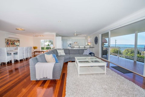 Canomii Close 24 - Nelson Bay - Hotel Accommodation 3