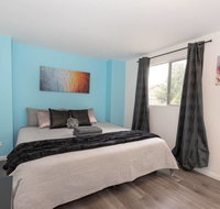 Carramar Studio KingBed PrivateRm 1 min To station - STUDIO - Hotel Accommodation