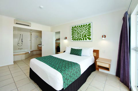 Castaways Resort & Spa On Mission Beach - Hotel Accommodation 2