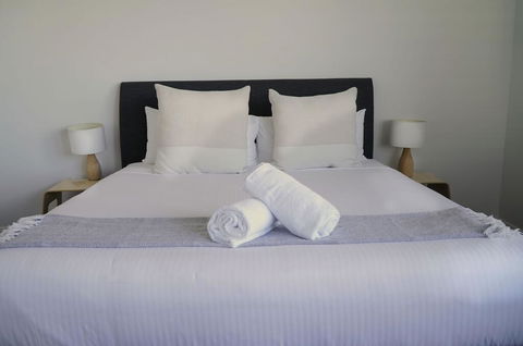 Caves Coastal - Hotel Accommodation 1