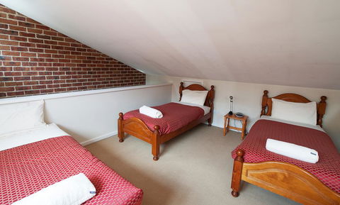 Cedar Creek 2 - Hotel Accommodation 0