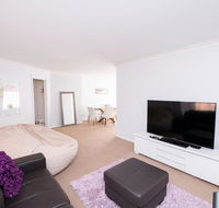 Central March 2 bed Walk everywhere - Hotel Accommodation