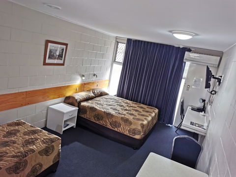 Central Motel Ipswich - Hotel Accommodation 3