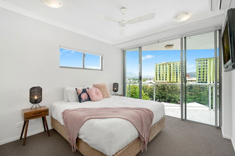 Centrepoint Apartments - Hotel Accommodation 1