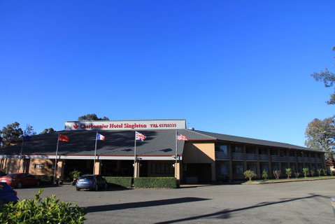 Charbonnier Motor Inn - Hotel Accommodation 1