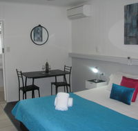 Charm City Motel - Hotel Accommodation