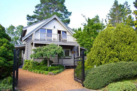 Cherry Cottage - Leura - Hotel Accommodation 0