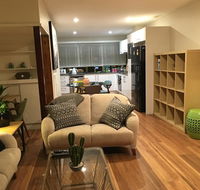 Chevron Luxury Pad - Hotel Accommodation