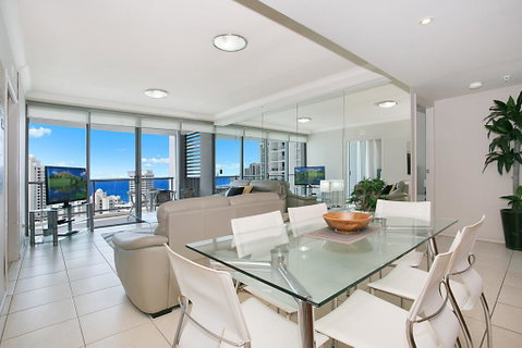 Chevron Renaissance By GCHS - Hotel Accommodation 3