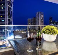 Circle on Cavil Holidays Gold Coast - Hotel Accommodation