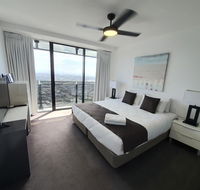 Circle On Cavill 2316 - Hotel Accommodation